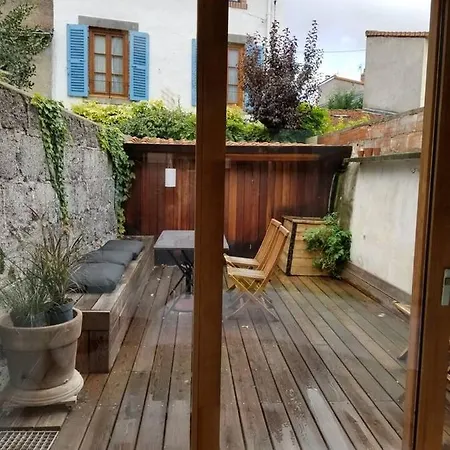 فندق Maison Hypercentre Calme, Terrasse, Garage, Poele 3*